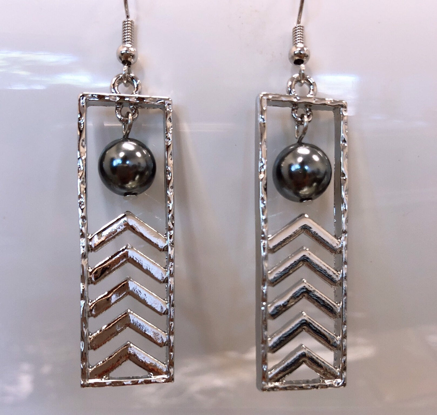 Hawaiian Tribal Rectangle Design: Hamilton Silver Earring with Shell Pearls