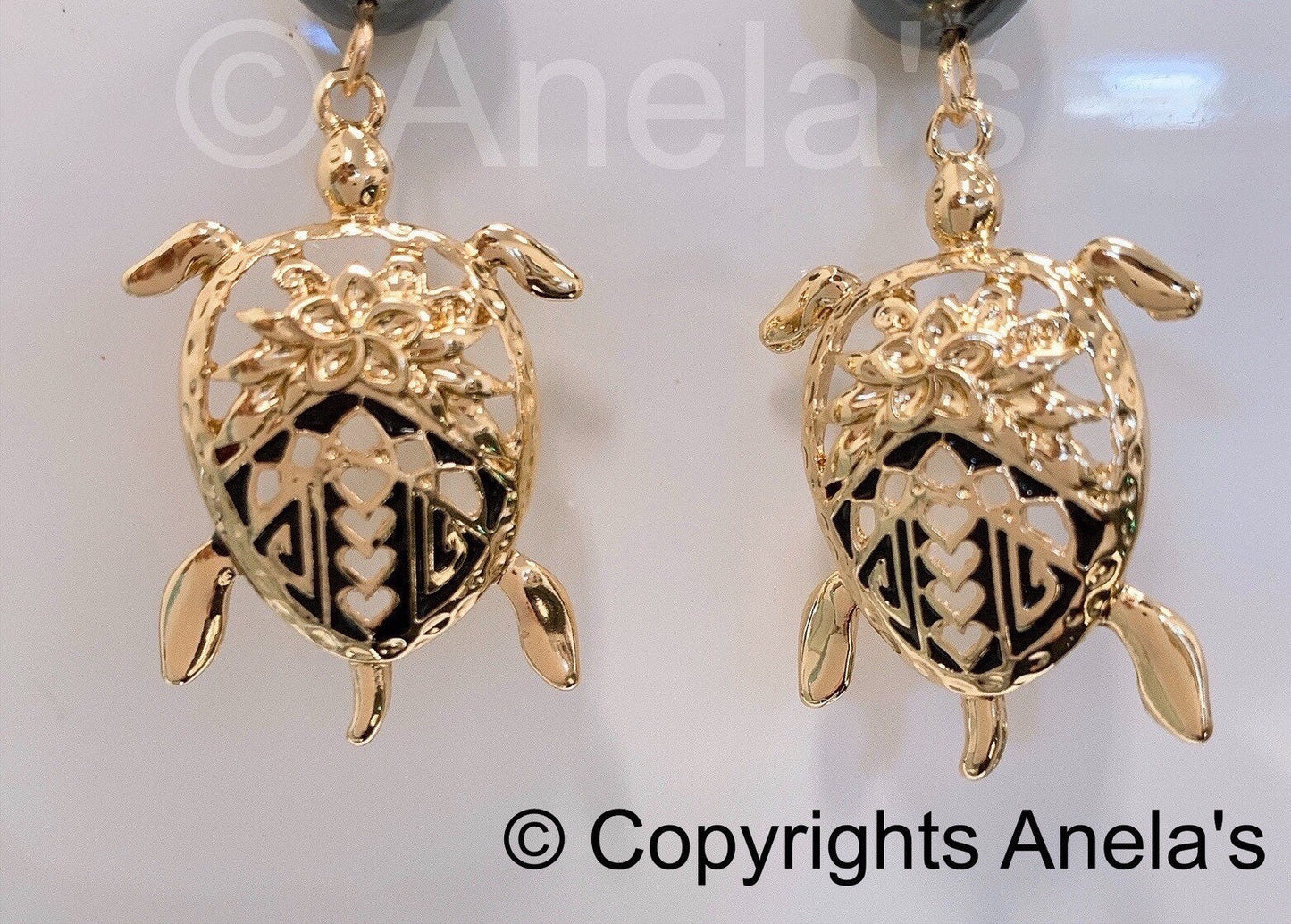 Hawaiian Honu tribal: Hamilton Gold Earring with New Black Greenish Shell Pearls