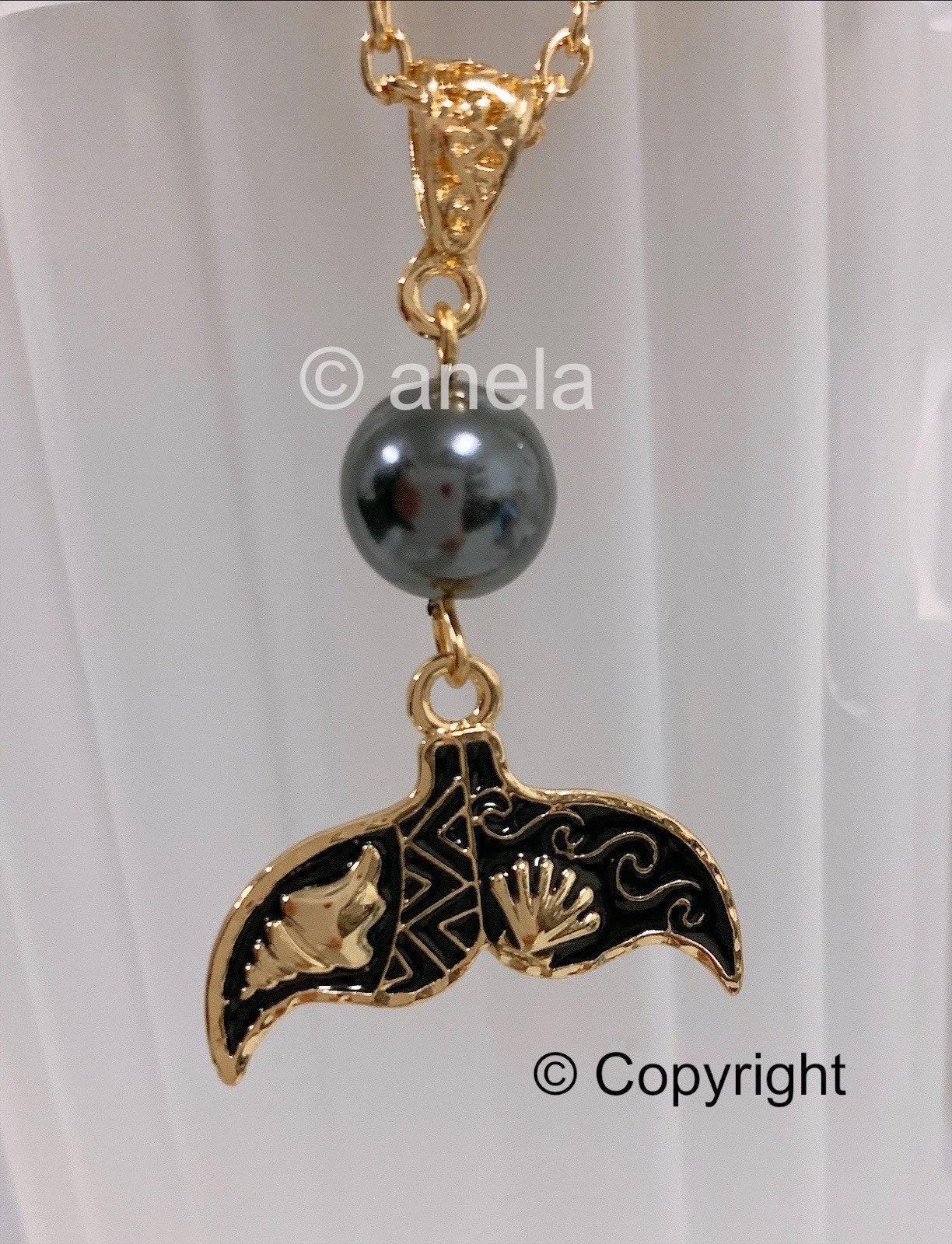 Hawaiian Whale tail with Tribal : Hamilton Gold Necklace with Shell Pearls