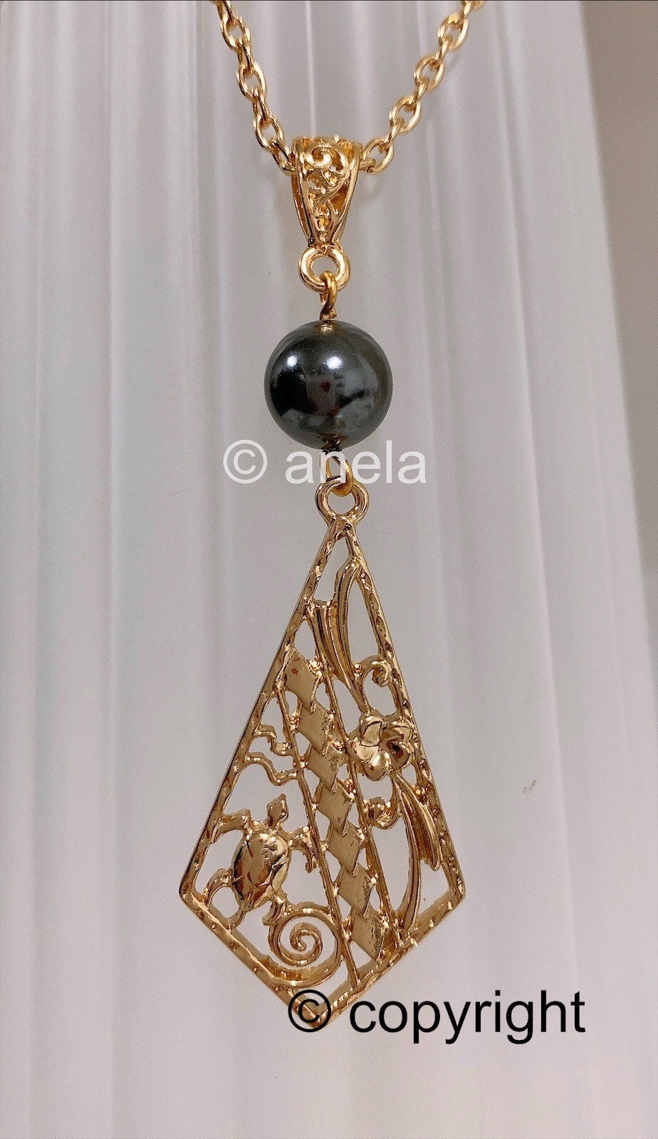 Tropical Flower with Turtle and Tribal Design : Hamilton Gold Earring with Shell Pearls