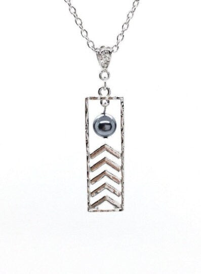 Hawaiian Tribal Rectangle Design: Hamilton Silver Earring with Shell Pearls