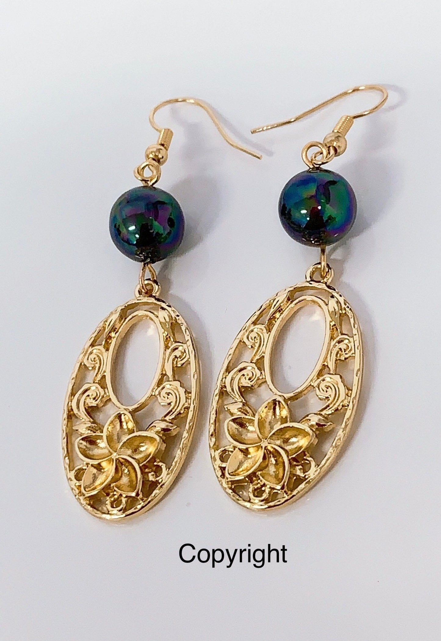 Hawaiian Plumeria Flowers : Hamilton Gold Earring with Shell Pearls new color