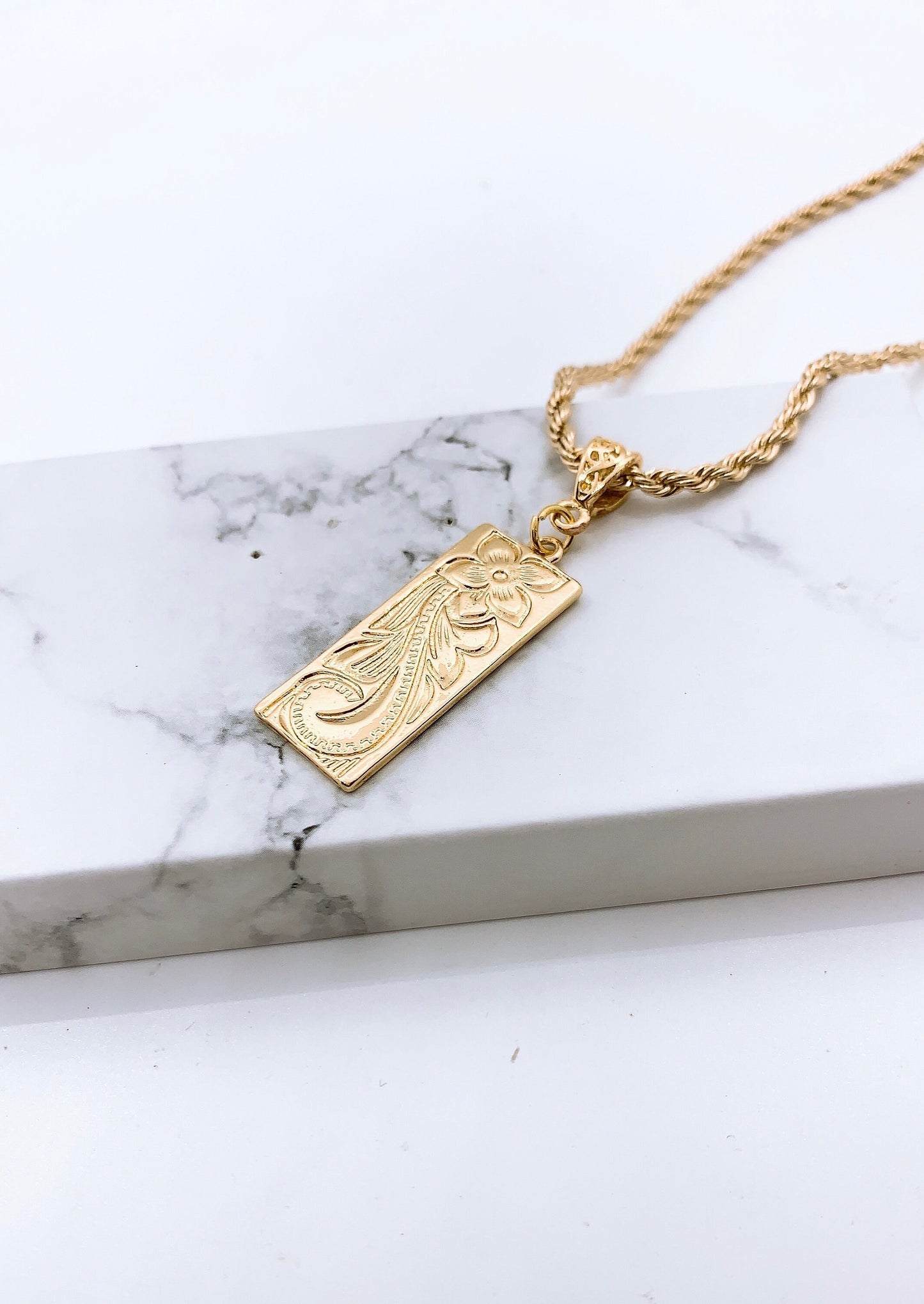 Hawaiian Plumeria Flower 13mm wide 31mm long Necklace with Chain : Hamilton Gold