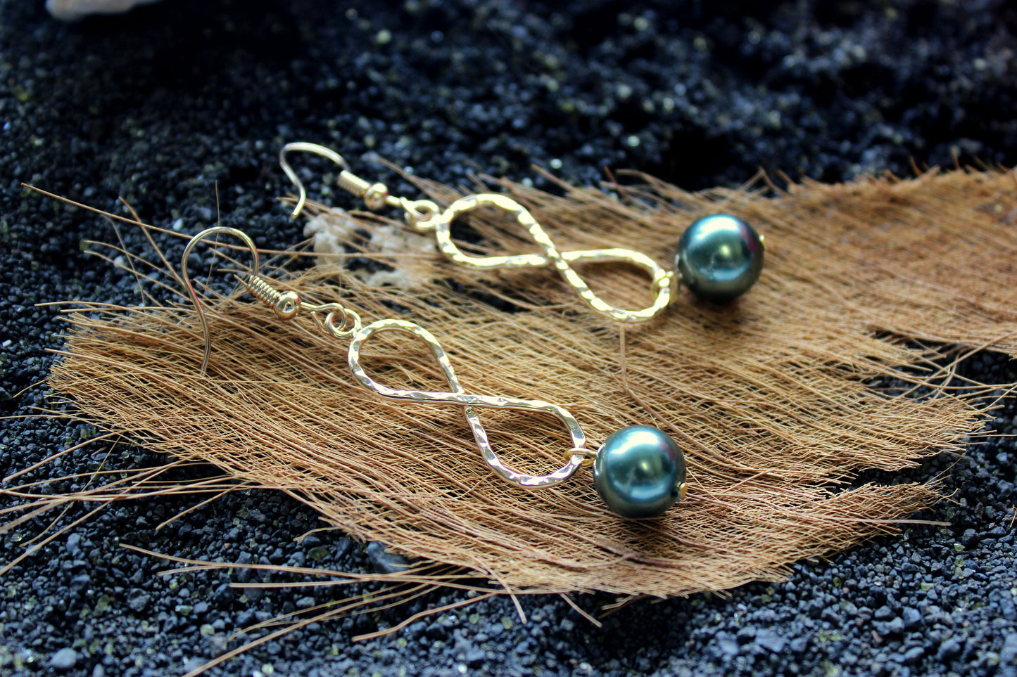 Infinity: Hamilton Gold Earring with  new Peacock Shell Pearls