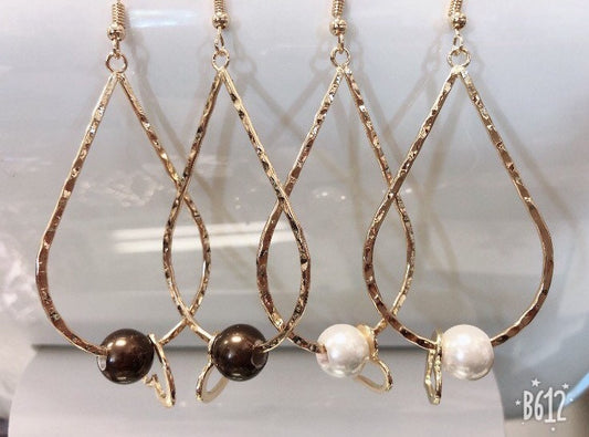 Heart Charm Teardrop: Hamilton Gold Earring with  Shell Pearls Chocolate or White