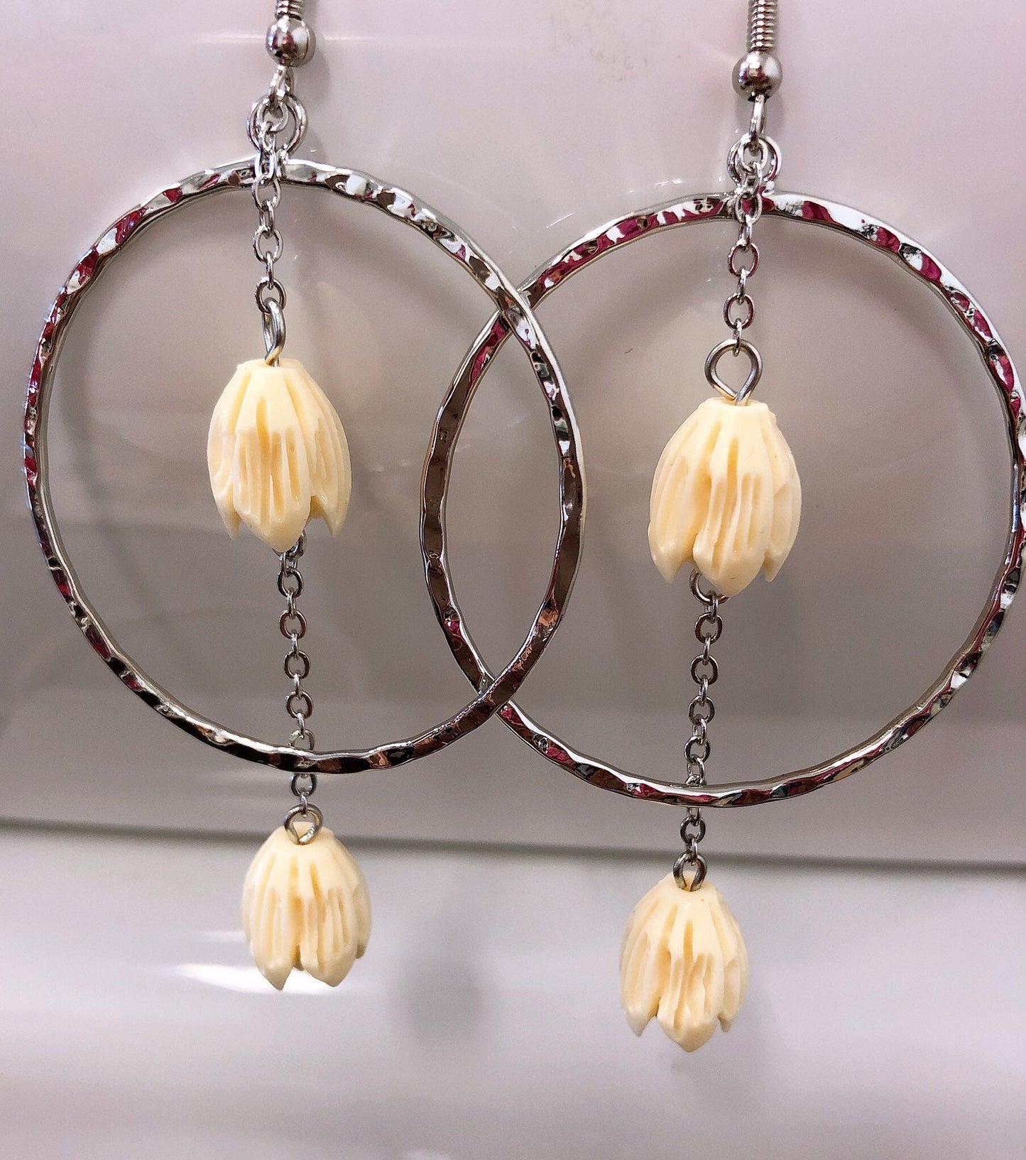 Drop Hoop White Flower: Hamilton Silver Earring