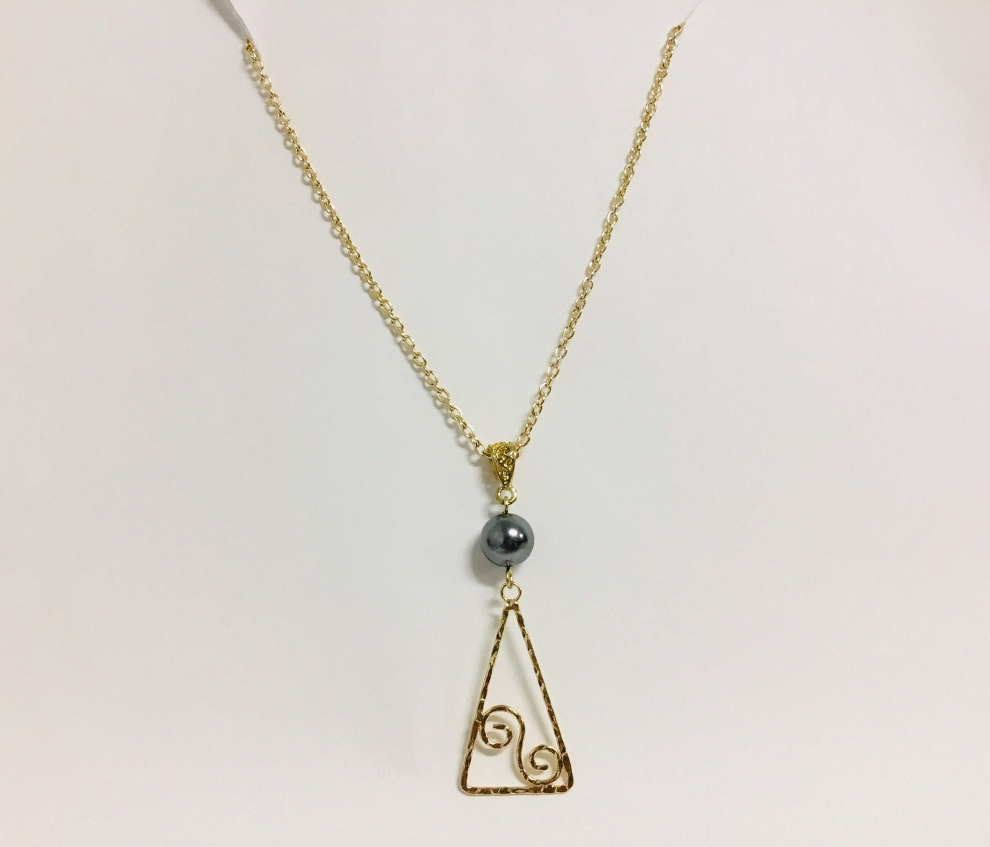 Spiral Triangle: Hamilton Gold Necklace with Shell Pearls