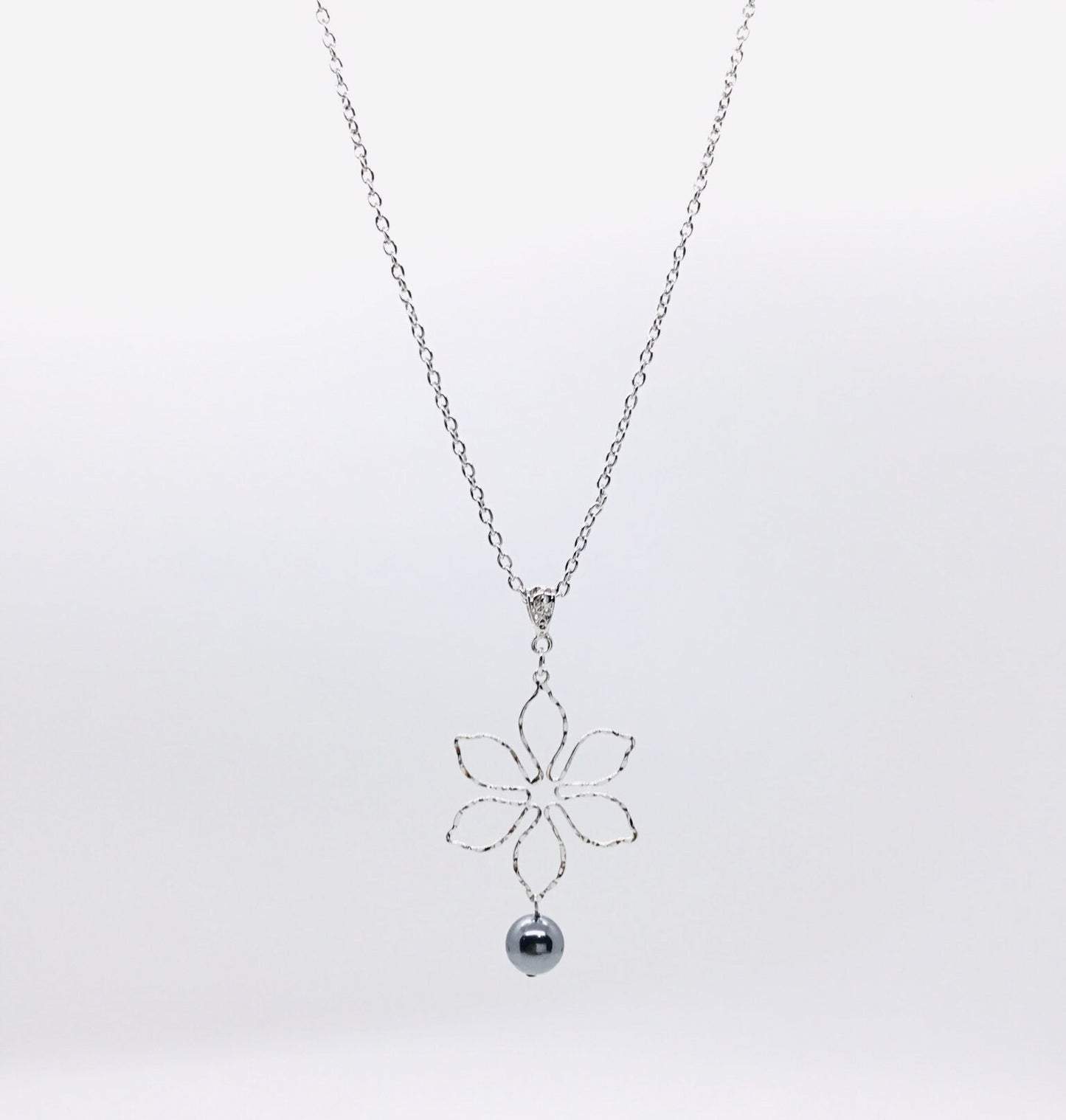 Flower Wire: Hamilton Silver Necklace with Shell Pearls