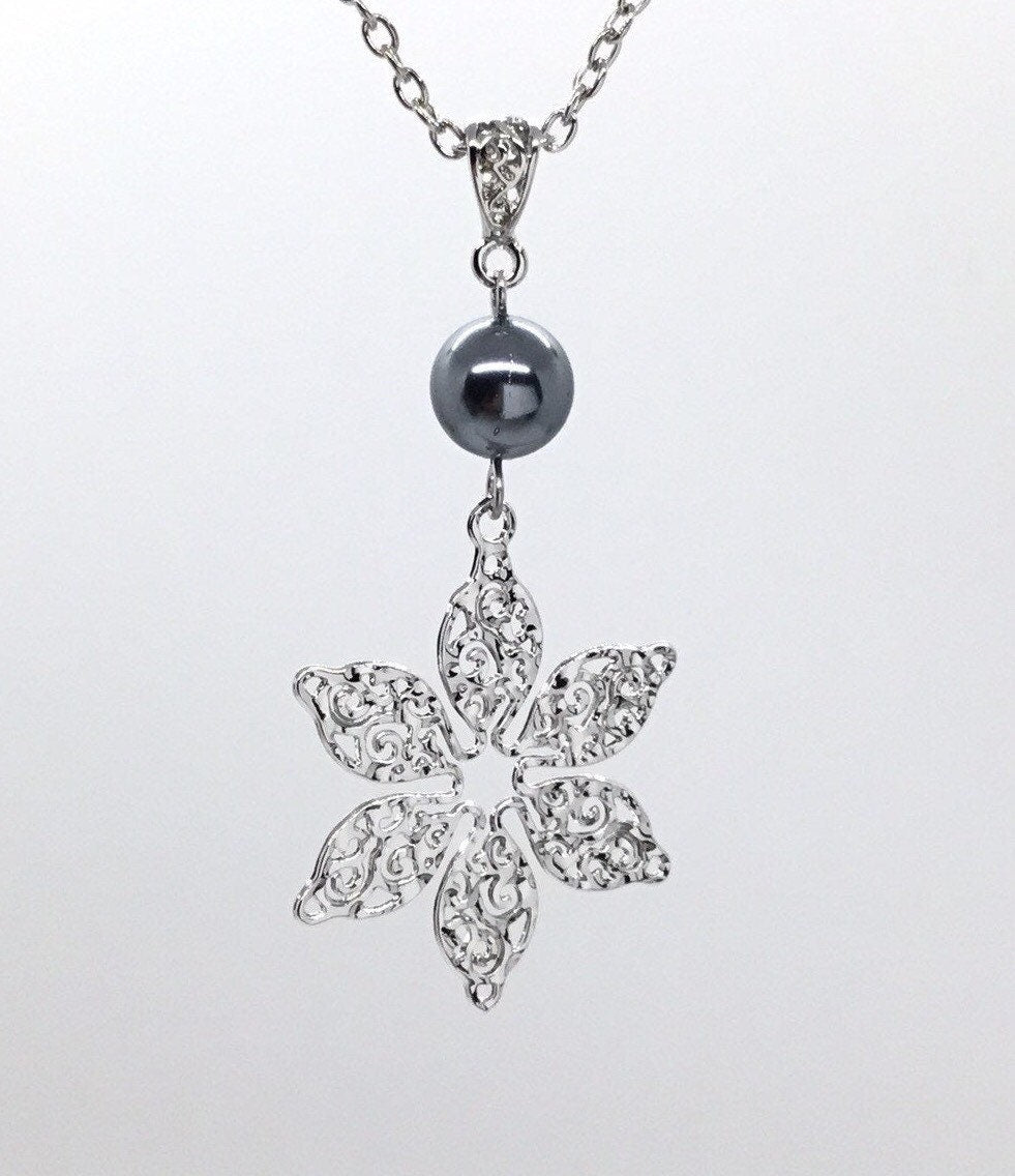 Spiral Tropical Silver Flower : Hamilton Silver Necklace with Shell Pearls