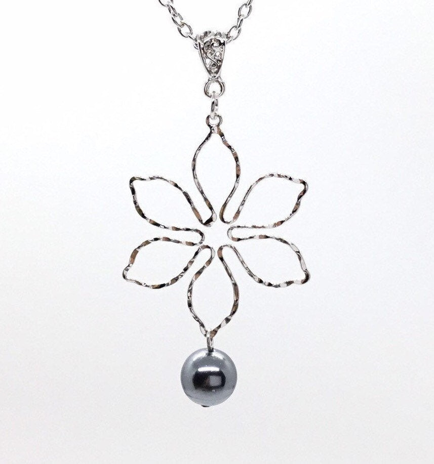 Flower Wire: Hamilton Silver Necklace with Shell Pearls