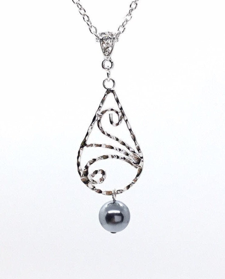 Teardrop Breeze/Wind Spiral : Hamilton Silver Necklace with Shell Pearls