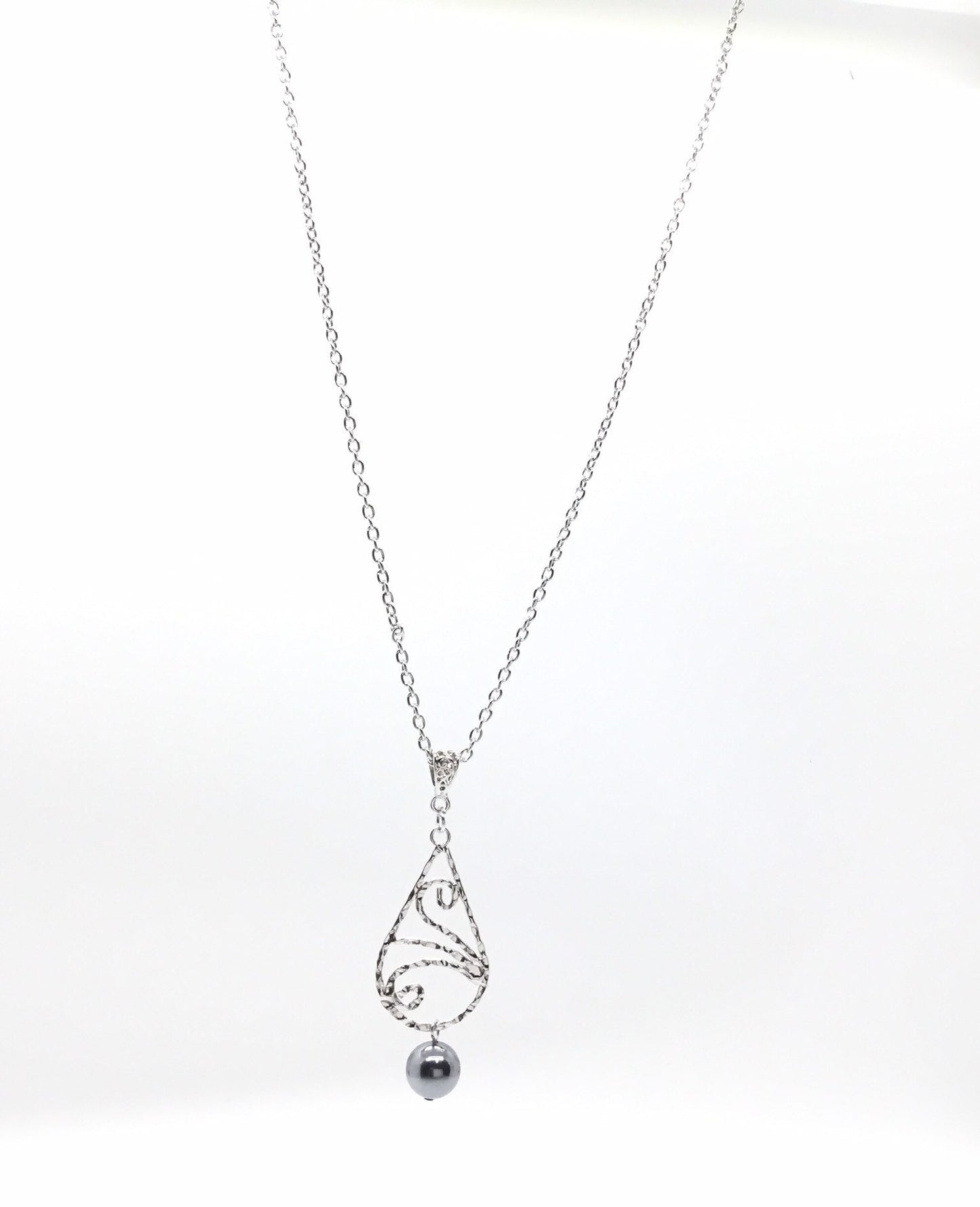 Teardrop Breeze/Wind Spiral : Hamilton Silver Necklace with Shell Pearls