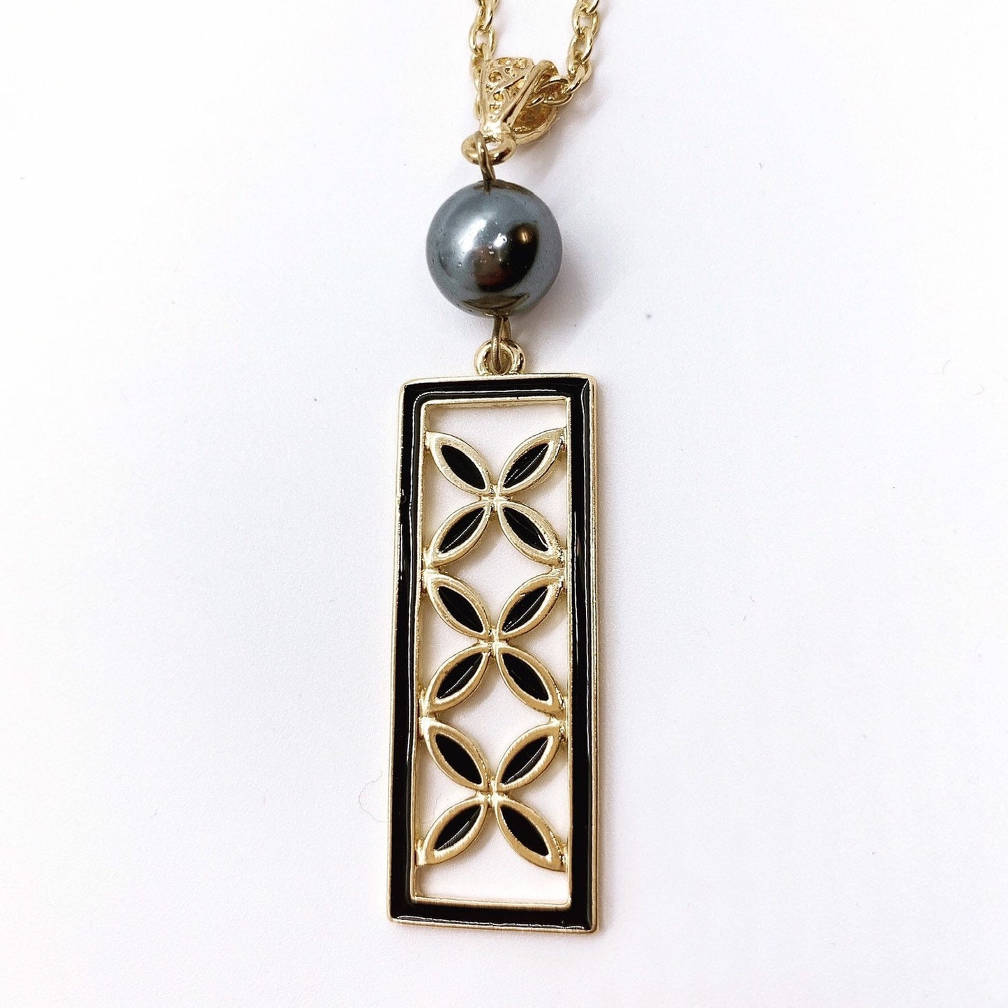 Three Black Flower Design : Hamilton Gold Necklace with New Black Greenish Shell Pearls