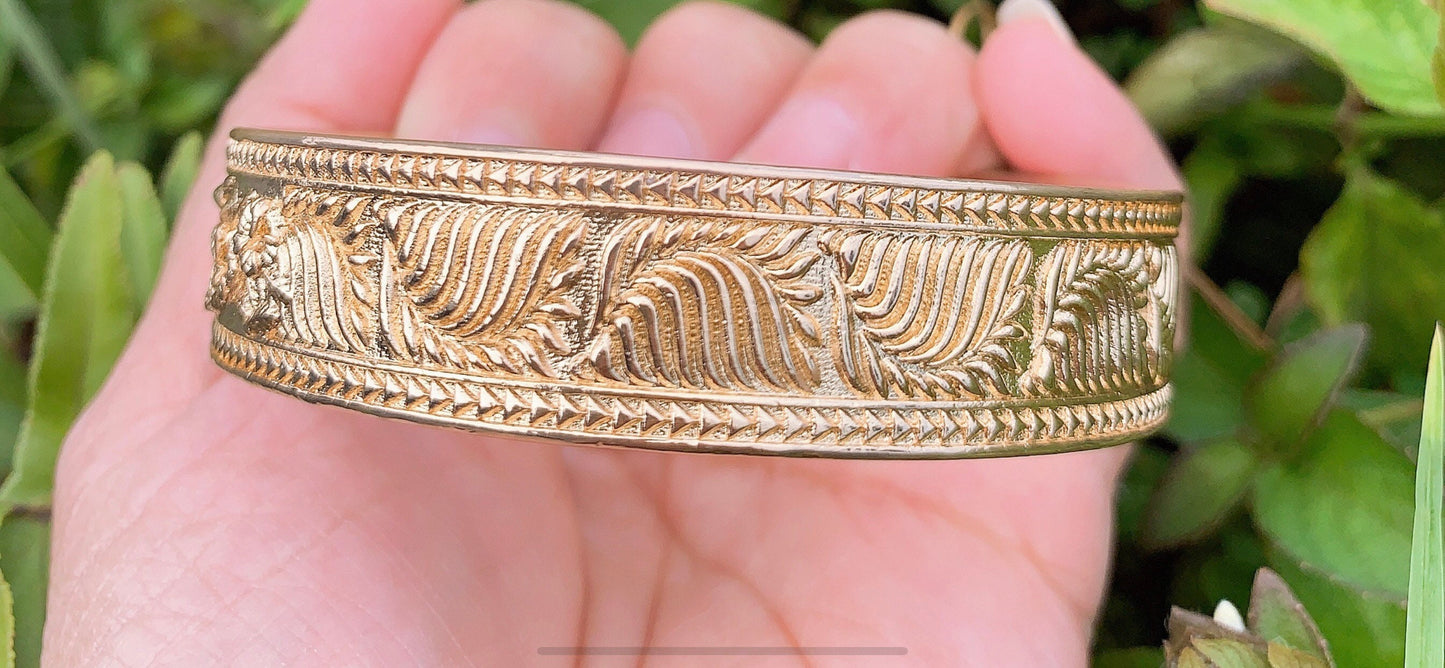 15MM Mauna Kea  Hawaiian Hamilton Gold Bracelet (15mm)