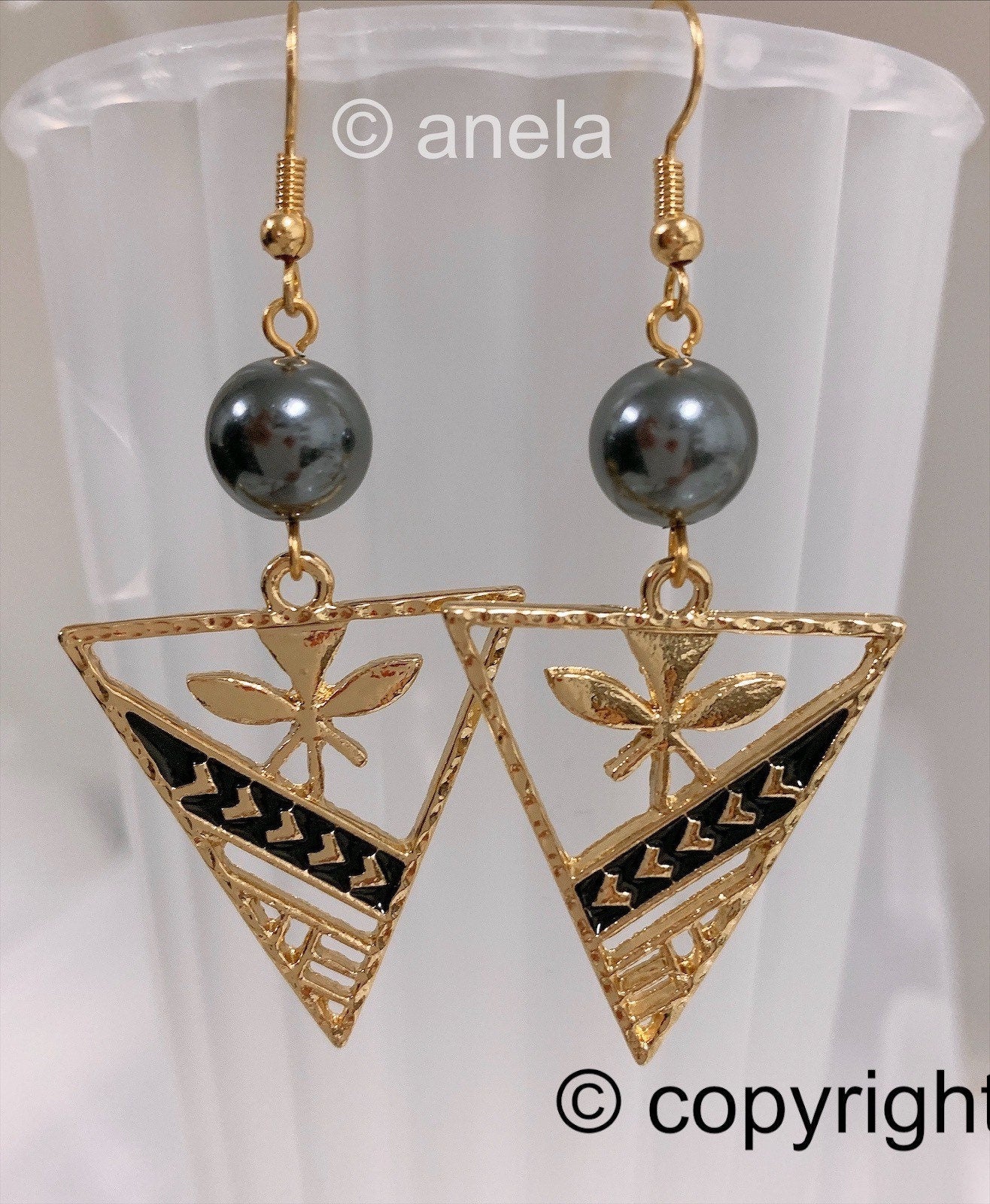 Hawaiian Design: Hamilton Gold Kahili  Earring with  Shell Pearls