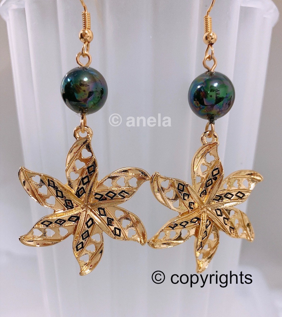 Hawaiian Tiare Flower Design: Hamilton Gold Earring