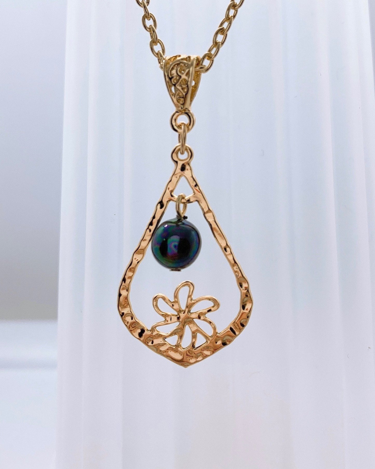 Tiare Teardrop : Hamilton Gold Necklace with new Rainbow Shell Pearls