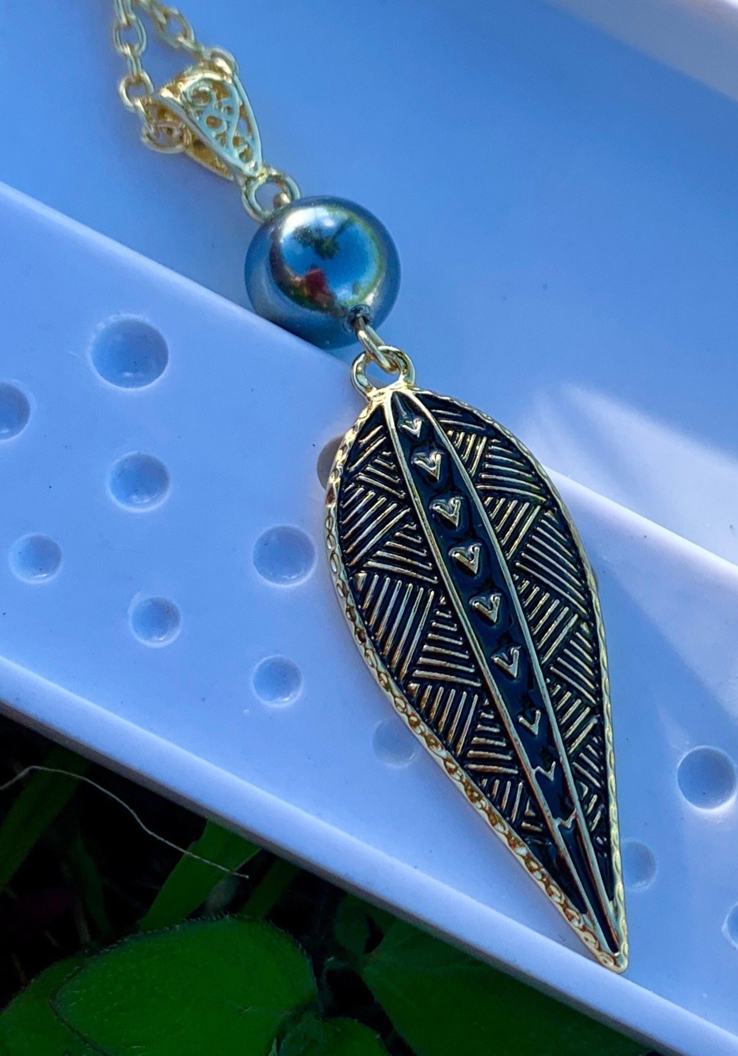 Tribal Leaf : Hamilton Gold Earring with  Shell Pearls