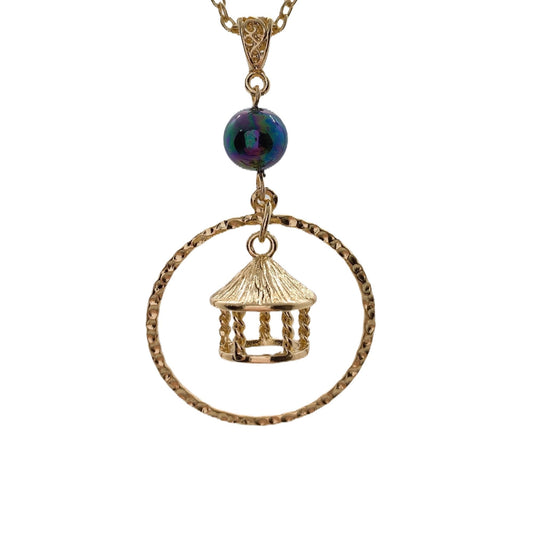 Samoan Pagoda: Hamilton Gold Necklace with Rainbow Shell Pearls