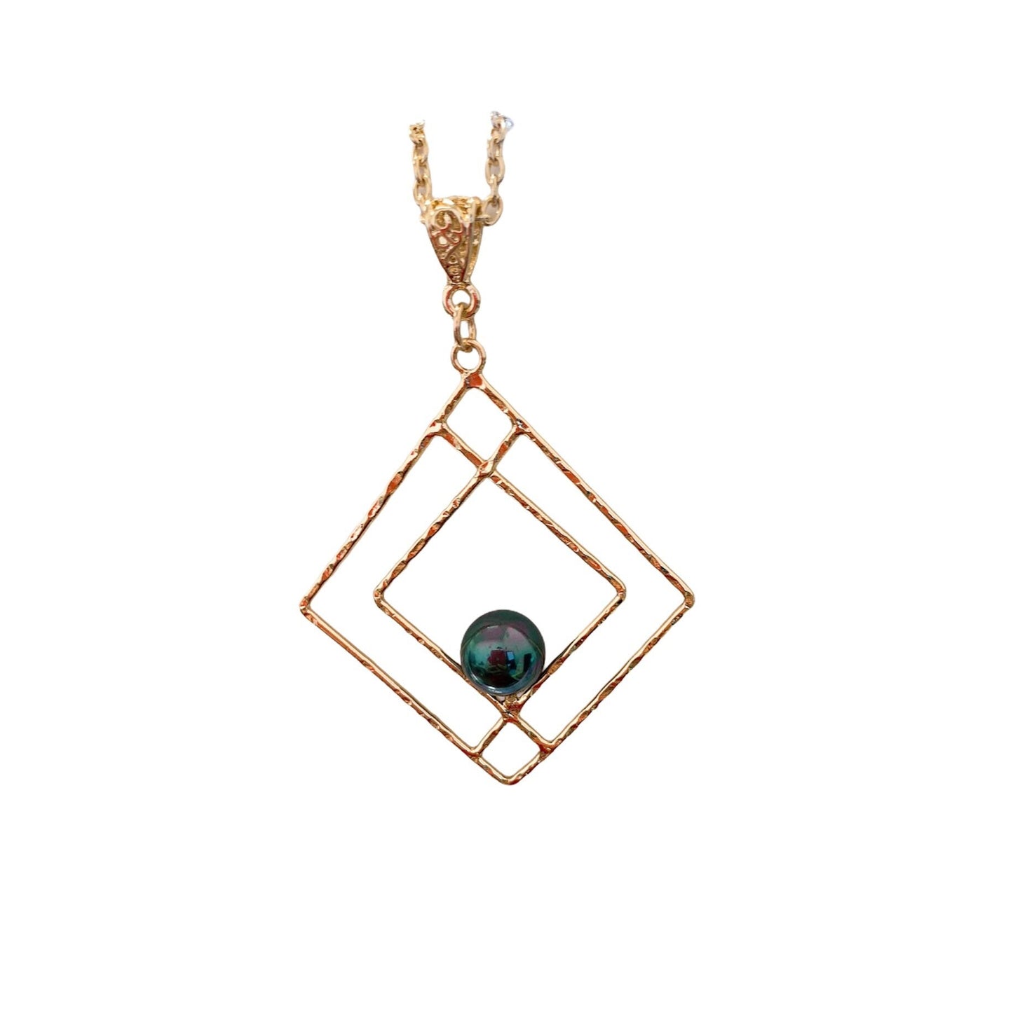 Diamond Shape Hamilton Gold Earring with Peacock/ Rainbow Shell Pearls