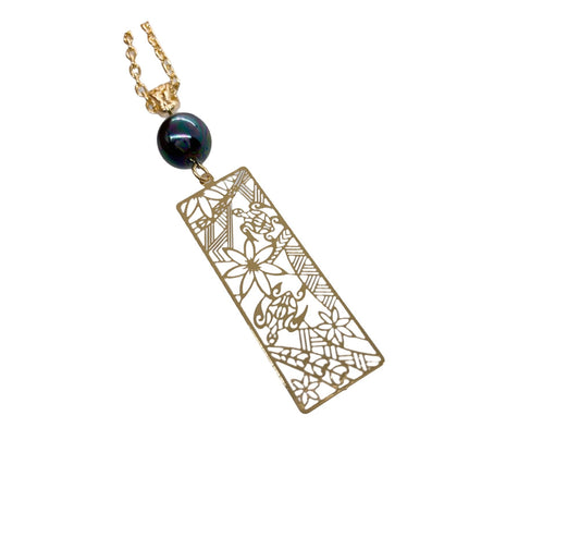 Hawaiian Tiare Flowers Honu Tribal Wave Rectangle : Hamilton Gold Necklace with Shell Pearls