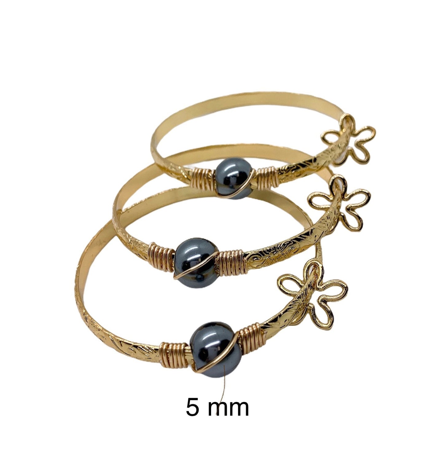 5mm Hawaiian Wrap Black Pearl Hamilton Gold Bracelet (5mm) with Flower Charm