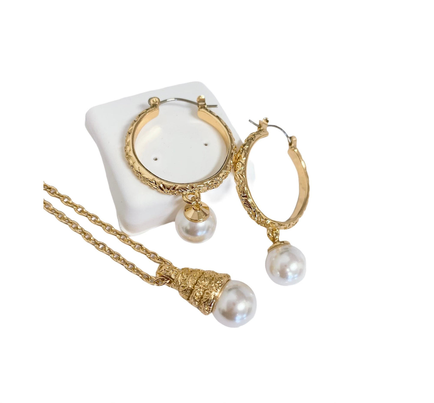 Hoop White Shell Pearls Earrings: Hamilton Gold Earring with Shell Pearls