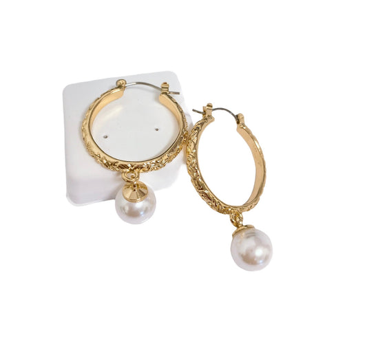 Hoop White Shell Pearls Earrings: Hamilton Gold Earring with Shell Pearls