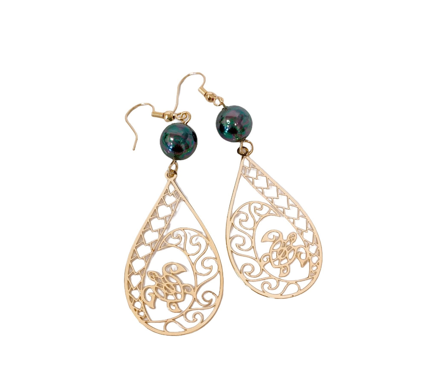 Hawaiian Honu Sea Turtle Tribal Wave Teardrop: Hamilton Gold Earring with Shell Pearls