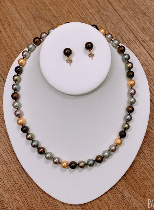 Shell Pearl Strand Necklace