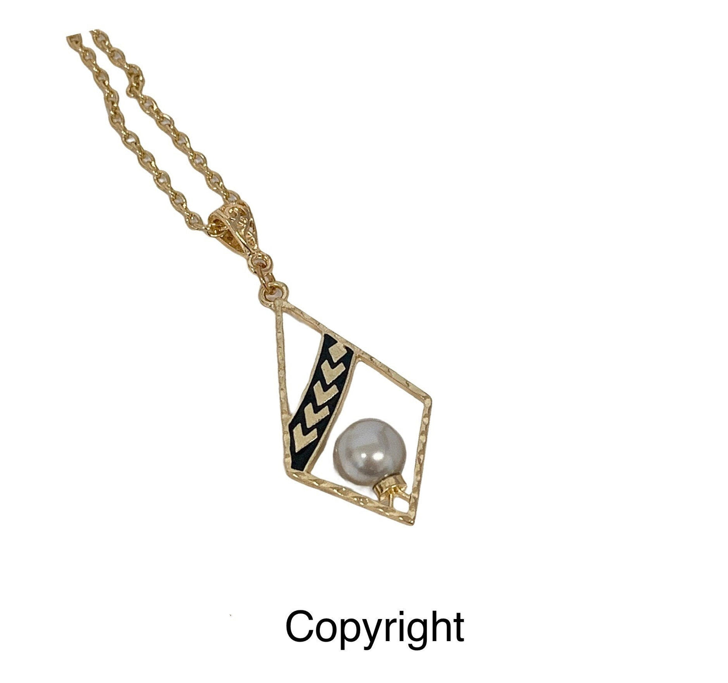 Tribal Diamond Shape: Hamilton Gold Necklace with Lavender Shell Pearls