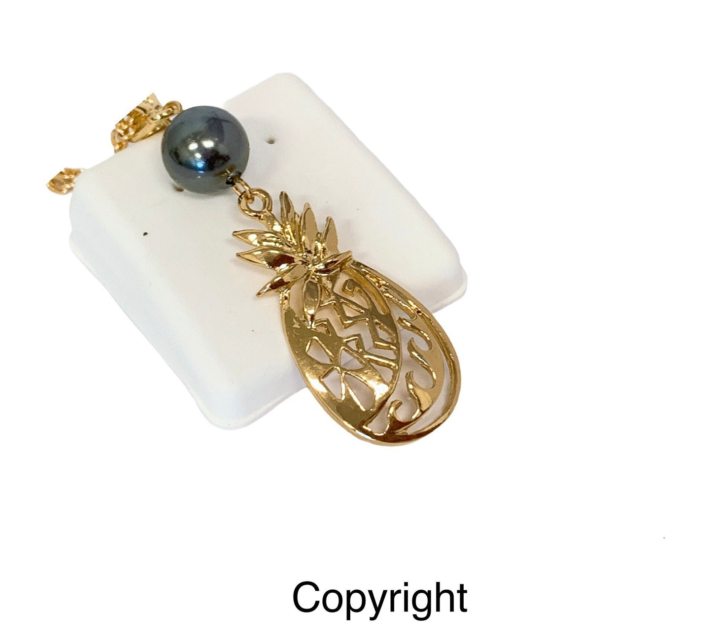 Hawaiian Pineapple : Hamilton Gold Necklace with Shell Pearls