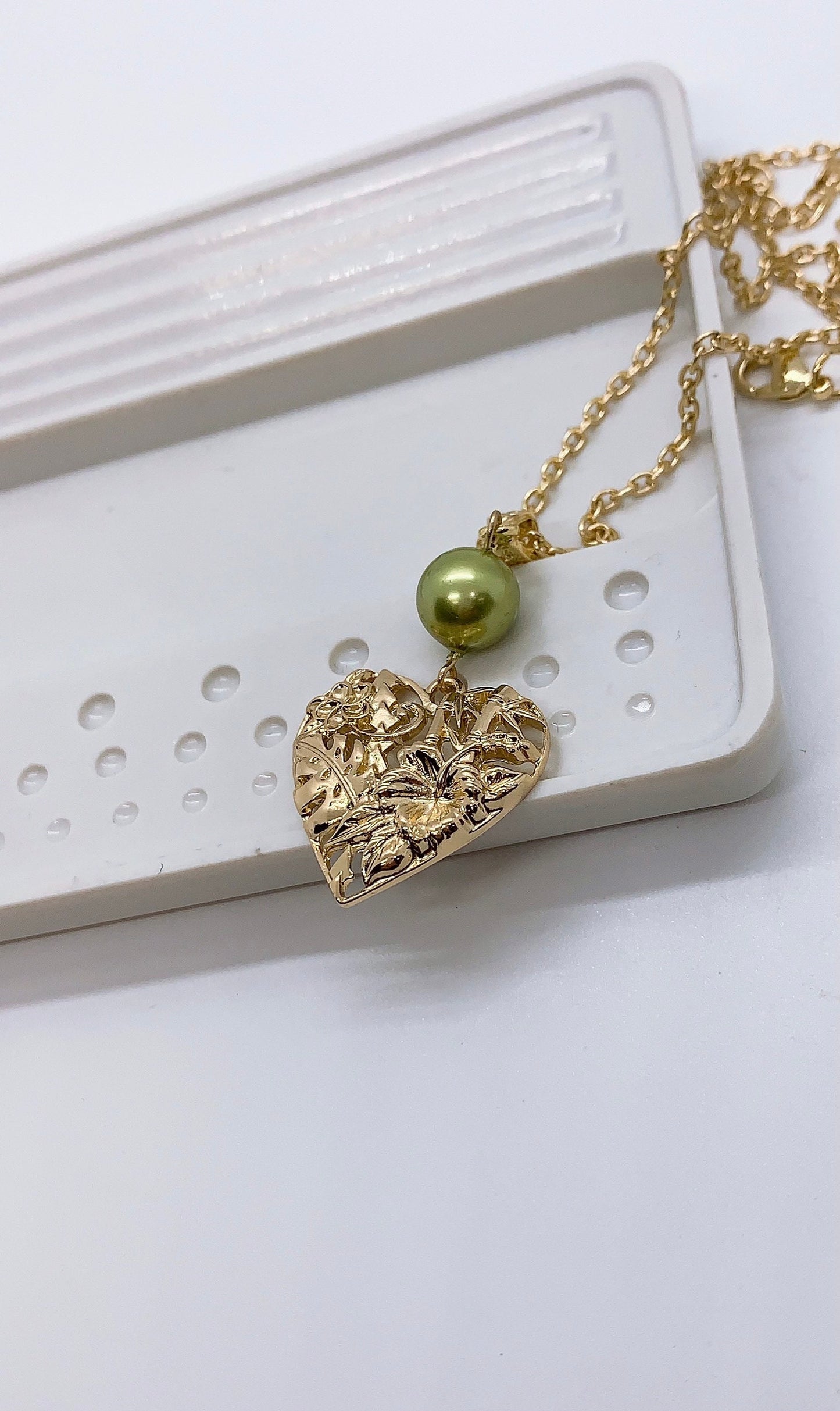 Heart with Bamboo Monstera HibiscusPlumeria flower: Hamilton Gold Necklace with Shell Pearl