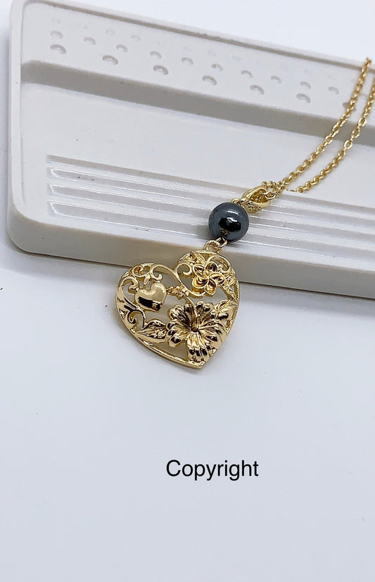 Heart with Hibiscus Plumeria flower: Hamilton Gold Necklace with Shell Pearl