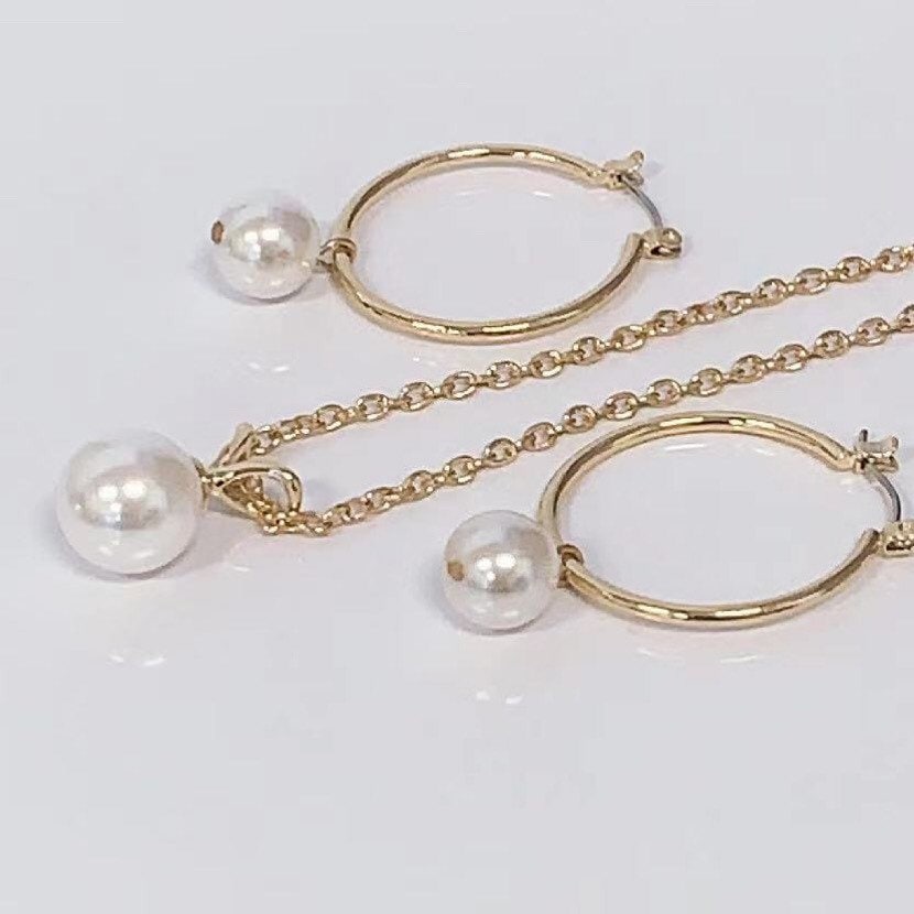 White Shell Pearl Hoop Earring and Shell Pearl Pendant with Chain