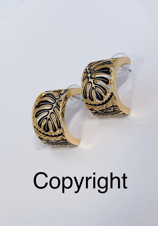 Hawaiian Monstera Leaf Black Enamel C-Hoops Half Hoops: Hamilton Gold Earring