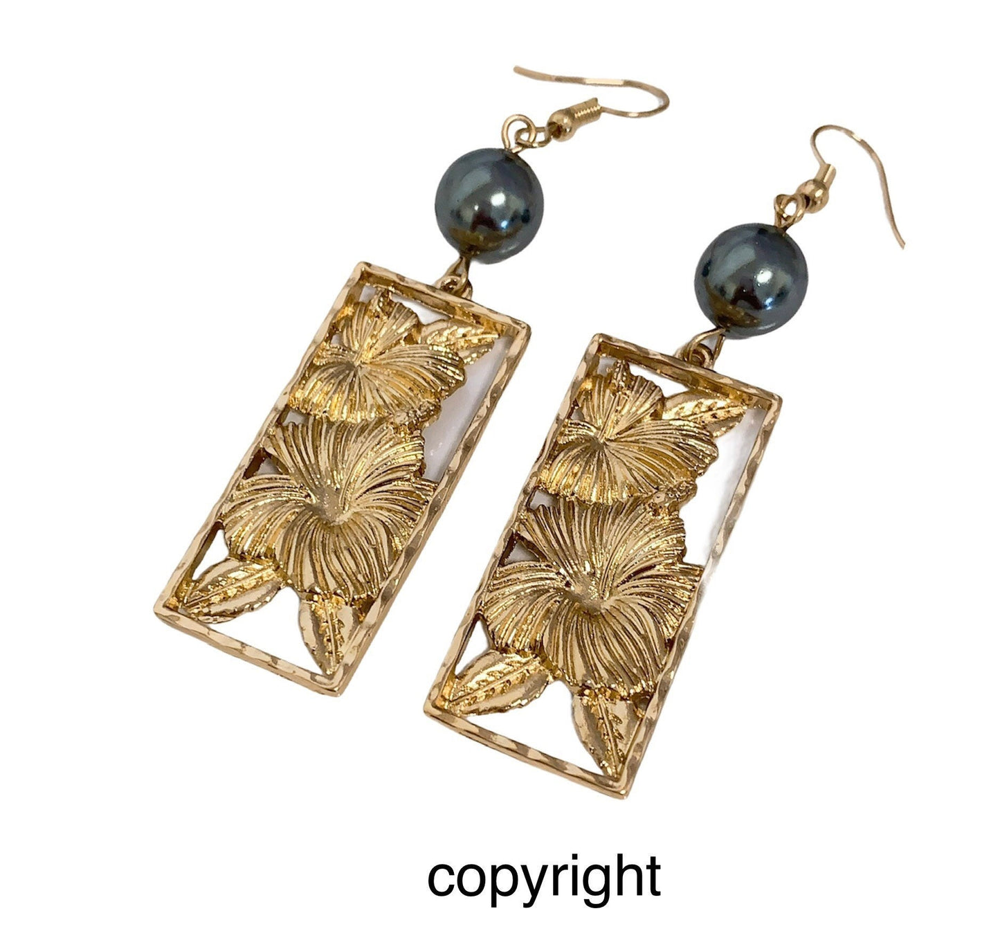 Hawaiian Hibiscus : Hamilton Gold Earring with  Shell Pearls