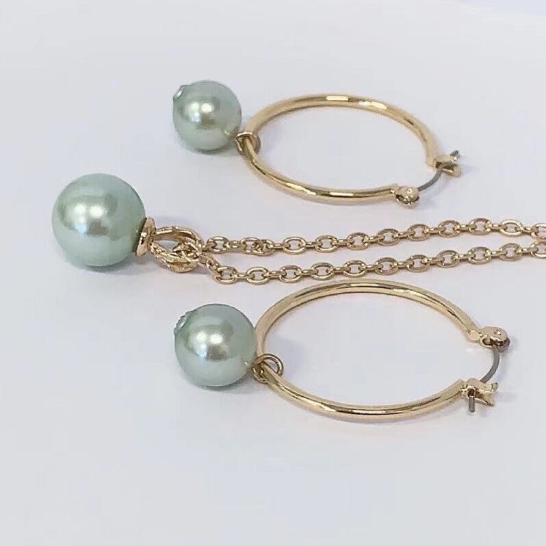 Turquoise Color Shell Pearl Hoop Earring and Shell Pearl Pendant with Chain