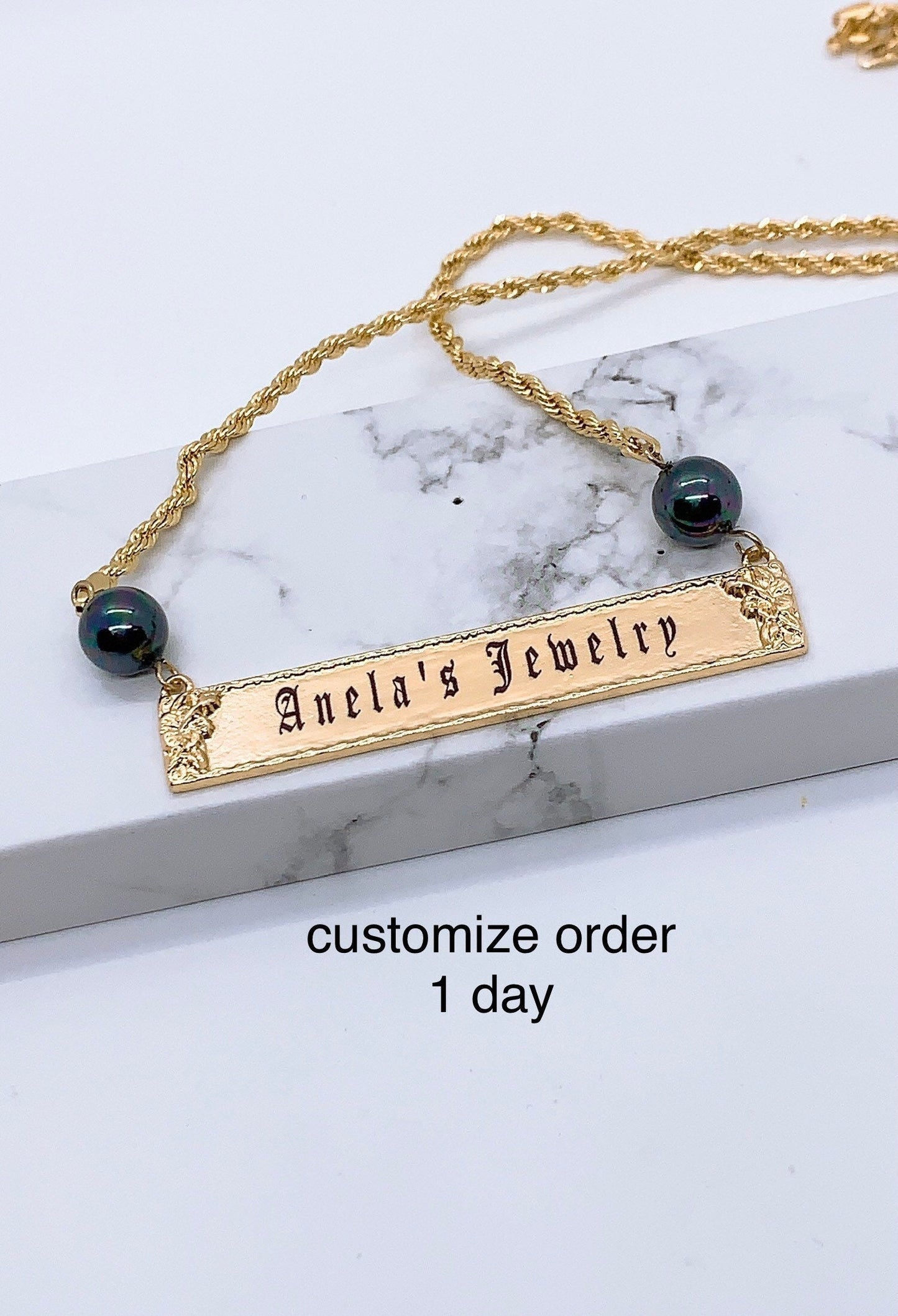 Hawaiian Jewelry Hibiscus Flower Personalized Customize Name Plate Necklace : Hamilton Gold with Shell Pearls