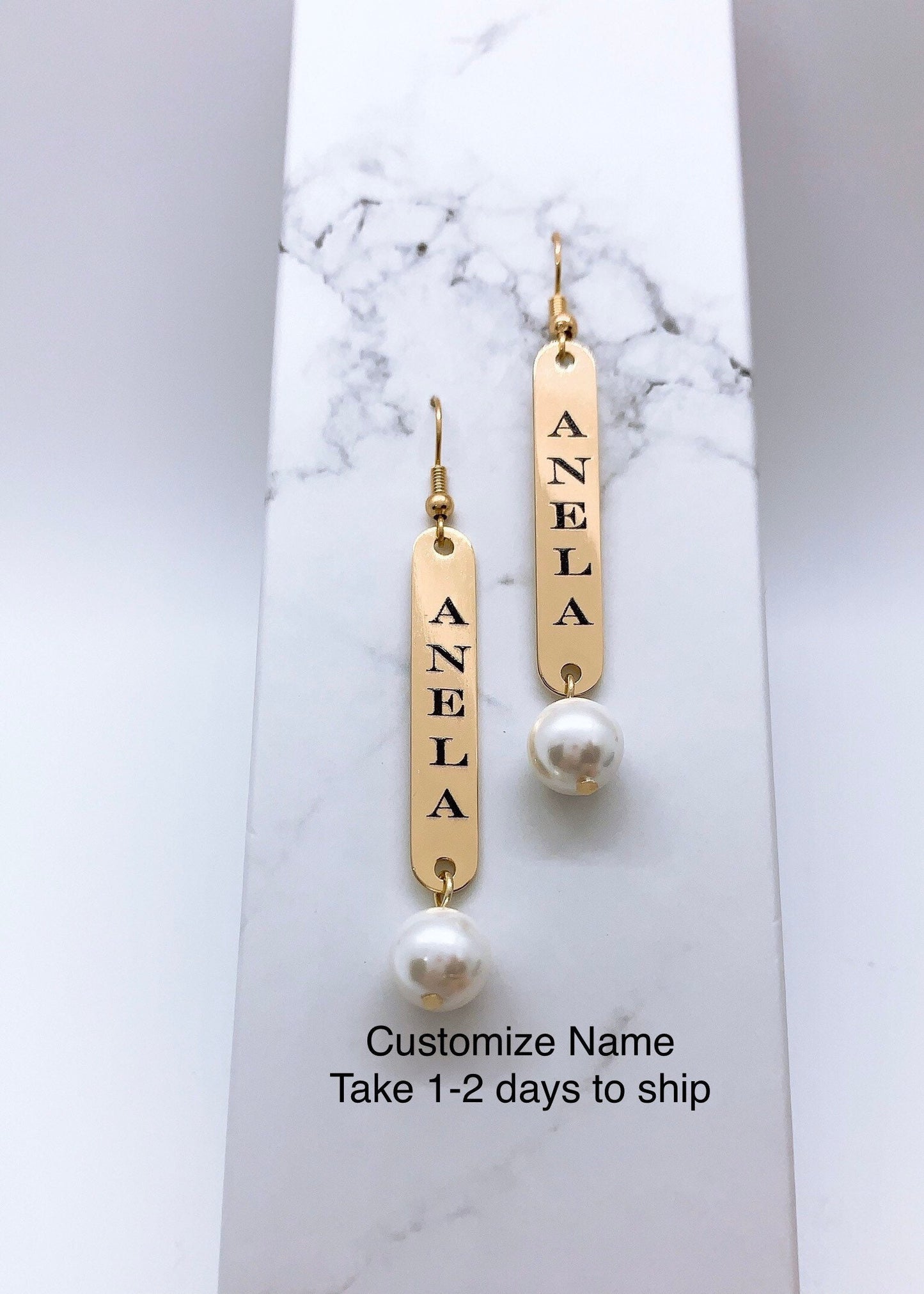 Customize Name Earring with White Shell Pearl Personalized : Hamilton Gold