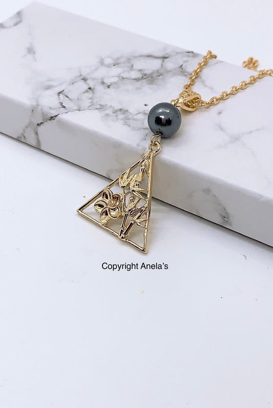 Triangle with Bamboo and Plumeria Flower: Hamilton Gold Necklace with Shell Pearl