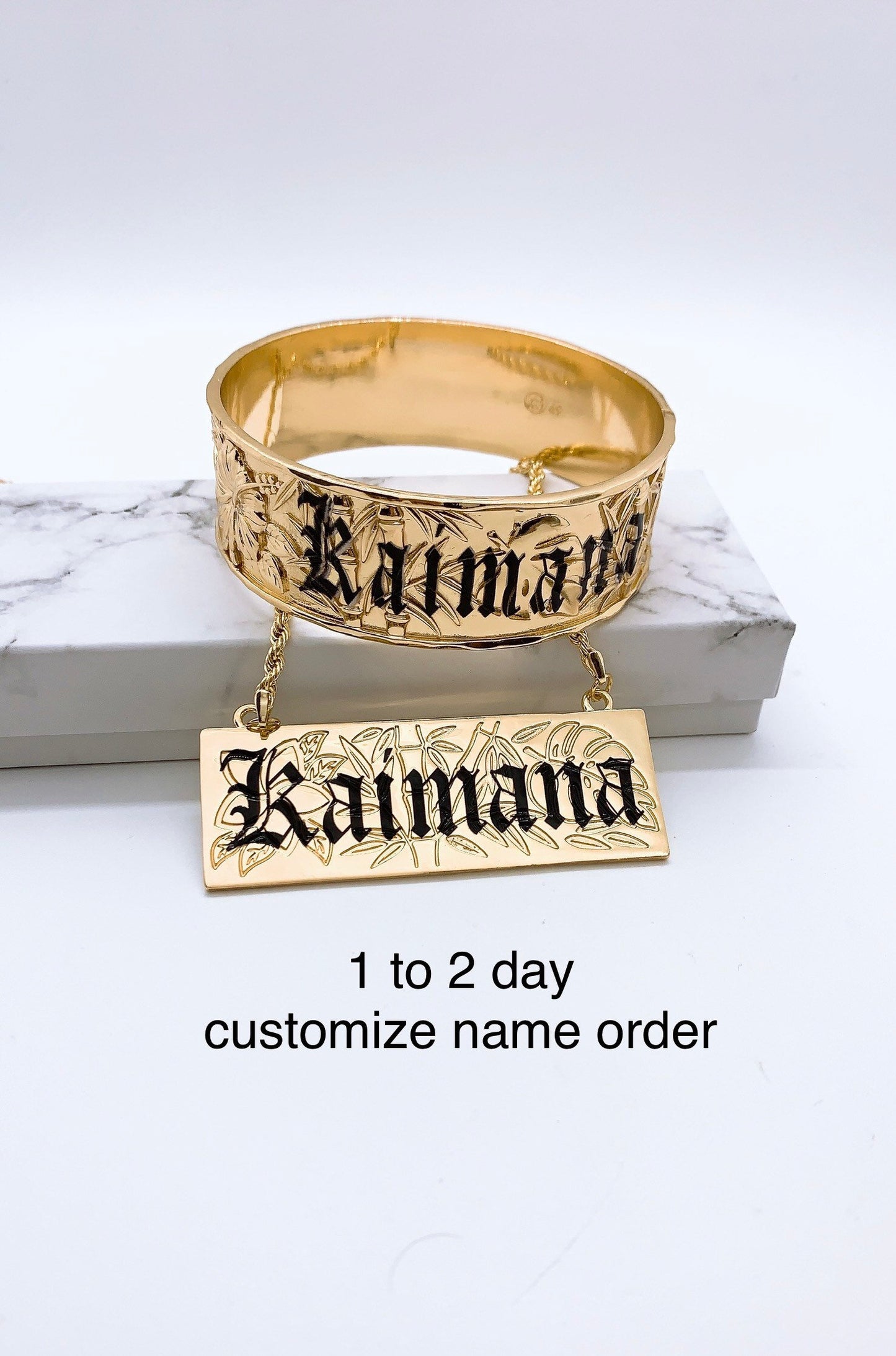 Customize Name 25mm 3D Hawaiian Bamboo Monstera Plumeria Hamilton Gold Bangle and Necklace Set (18in Rope Chain with 3in Extension)