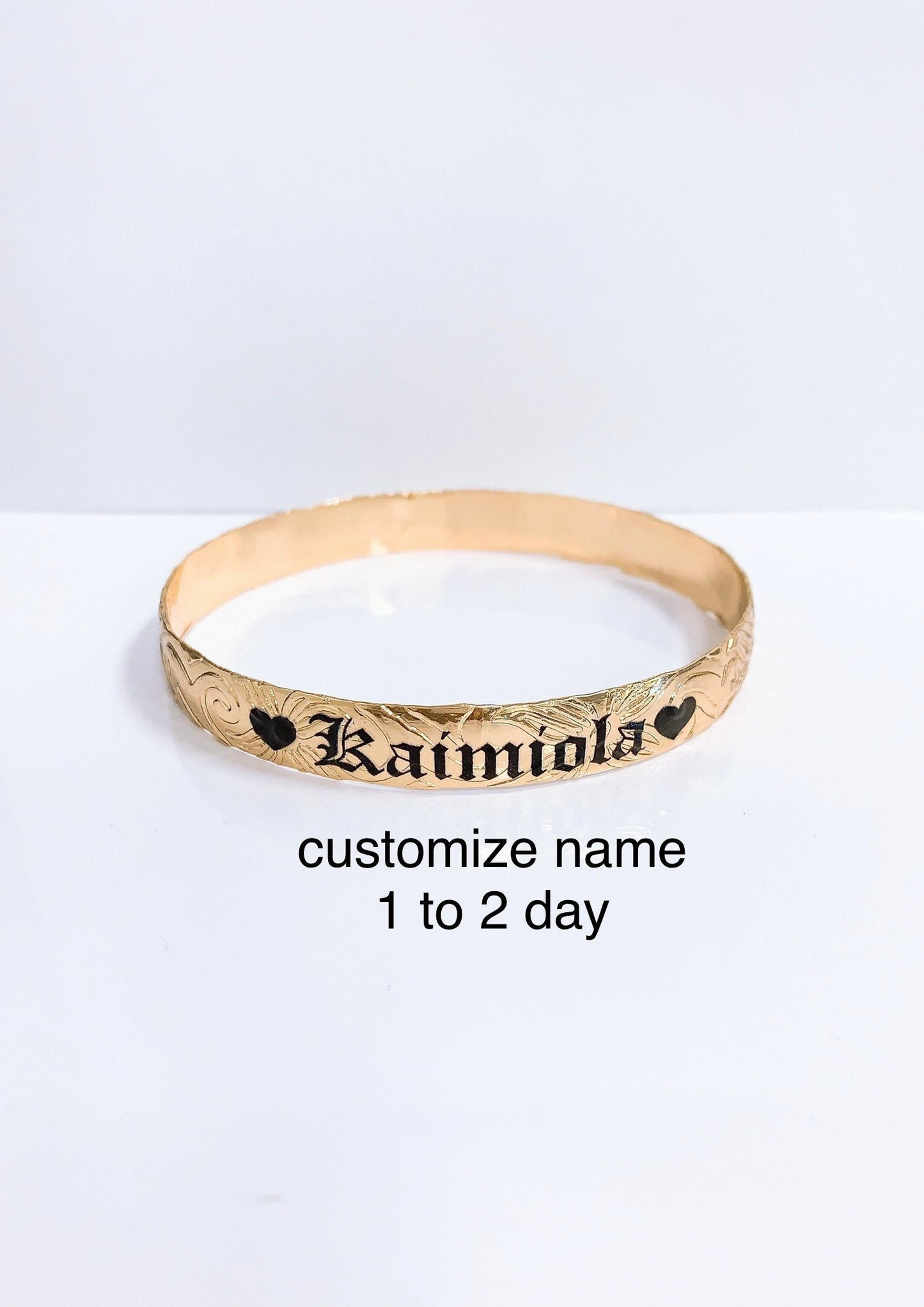 Customize Name 10MM Hawaiian Hamilton Gold Bangle